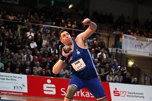 M&auml;nner beim Indoor
