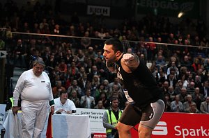 M&auml;nner beim Indoor