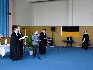 Ins Amt eingef&uuml;hrt