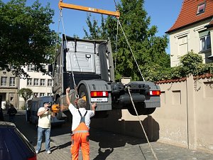 Fliegender Brummi