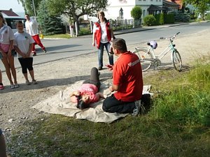 Junge Sanit&auml;ter im Wettstreit