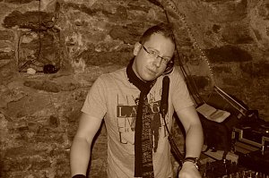 Weihnachtsparty im Amelie. NNZ-City Scout on Tour