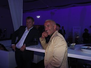 Premiere des S-Coup&eacute;