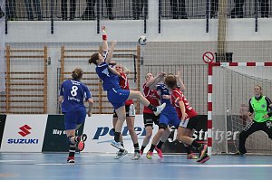 THC gewinnt erstes Champion League Spiel klar mit 33:20