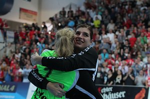 THC gewinnt erstes Champion League Spiel klar mit 33:20