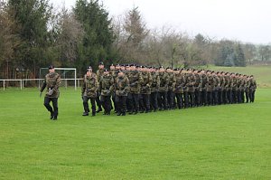 Neuer Lehrgang in Oberspier vereidigt