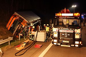 Feuerwehr im Einsatz auf der A 38