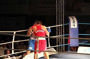 Boxnacht mit einem klaren Sie f&uuml;r den Nordh&auml;user Sportverein