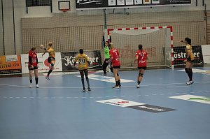 Mit einem Unentschieden startet der THC in die Champions League