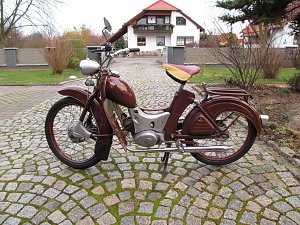 Alte Zweir&auml;der in neuem Glanz