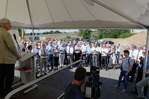 Grundstein f&uuml;r Ortsumfahrung Mackenrode gelegt