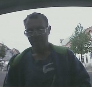 Mutma&szlig;licher Betr&uuml;ger gesucht