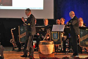 Ministerpr&auml;sident bekam Schl&auml;ge