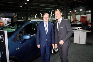 10. Erfurter Automobilmesse eröffnet