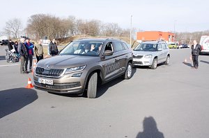Ab ins Gelände: Autohaus-Peter-Gruppe lud zum Aktionstag ins Autodrom
