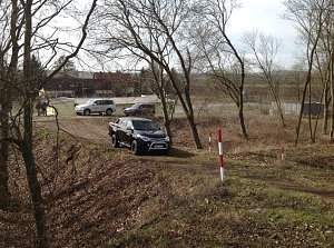 Ab ins Gelände: Autohaus-Peter-Gruppe lud zum Aktionstag ins Autodrom
