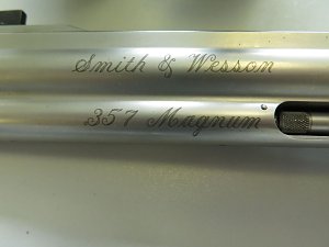 Pr&auml;sentation der sichergestellten Waffen und Munition
