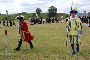 Gro&szlig;e Parade auf dem Dickkopf