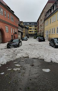 Aufr&auml;umarbeiten beginnen