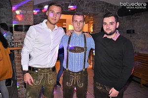 Oktoberfest im Jugendclubhaus