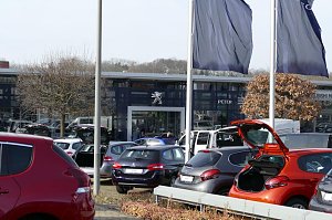 Autohaus Er&ouml;ffnung