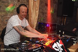 Allways Thirty3 / Golden Circle