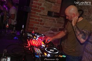 Party im Jugendclubhaus in Nordhausen - der Samstag