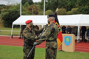 K&uuml;rzeste Kommandeurszeit der Bundeswehr