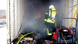 Löscharbeiten A38