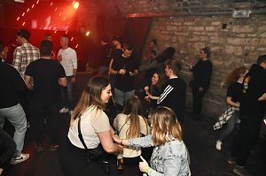 Black & House Party