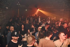 Black & House Party