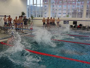 Bild: 24-Stundenschwimmen f&uuml;r den guten Zweck