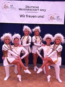 Gemischte Garde bei den Meisterschaften (Foto: Leinefelder Carnevalverein)