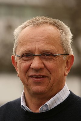 Prof. Pilvousek (Foto: Peter Weidemann)