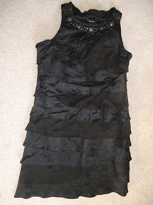 Festliches Kleid (Foto: )