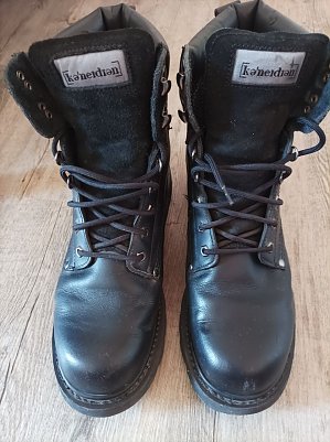 Motorradstiefel (Foto: )