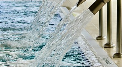 Symbolbild Therme (Archiv) Foto: Eva Maria Wiegand