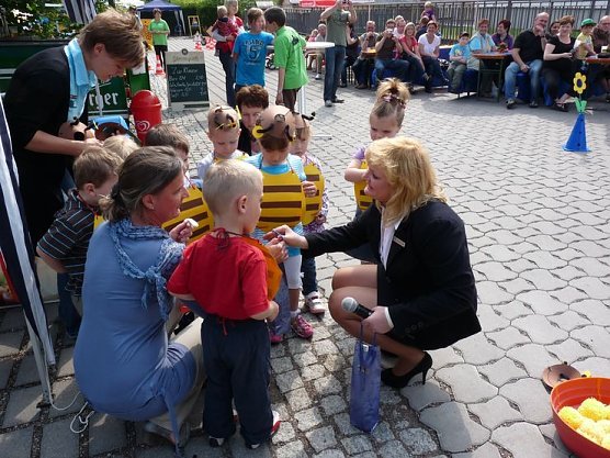 Kleines Volksfest (Foto: Karl-Heinz Herrmann) Kleines Volksfest (Foto: Karl-Heinz Herrmann)