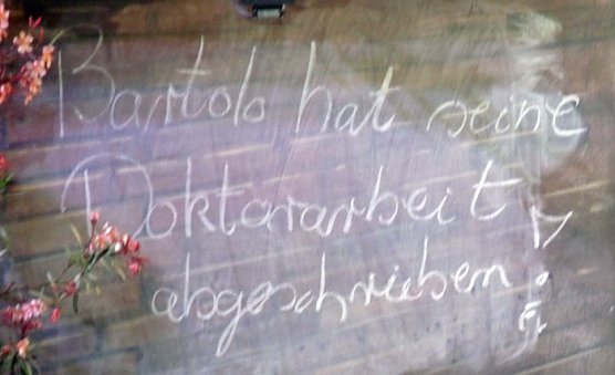 Premiere mit Widrigkeiten (Foto: Karl-Heinz Herrmann) Premiere mit Widrigkeiten (Foto: Karl-Heinz Herrmann)