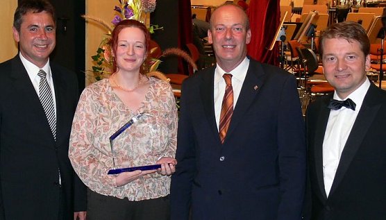 Theaterpreis &uuml;bergeben (Foto: B. Susemihl)