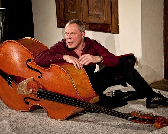 Der Kontrabass mit Frank Sieckel  (Foto: D. Wagner)