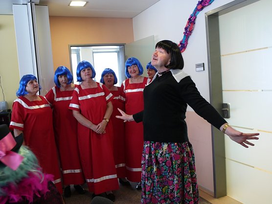 Weiberfasching (Foto: Ilka Kühn) Weiberfasching (Foto: Ilka Kühn)