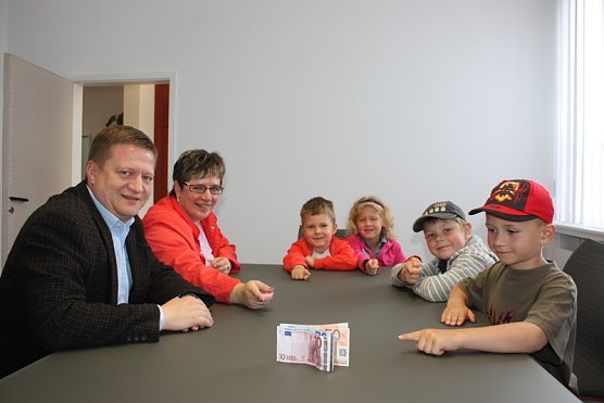 Spende aus dem Kindergarten (Foto: Elke Sagorski) Spende aus dem Kindergarten (Foto: Elke Sagorski)