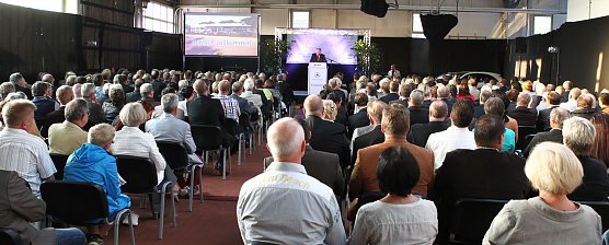 Blick in die gut gefüllte Werkstatt (Foto: nnz) Blick in die gut gefüllte Werkstatt (Foto: nnz)