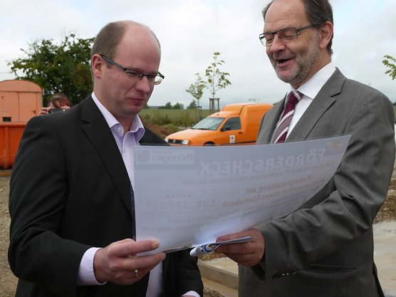 Grundsteinlegung Etzelsbach (Foto: Ilka Kühn) Grundsteinlegung Etzelsbach (Foto: Ilka Kühn)