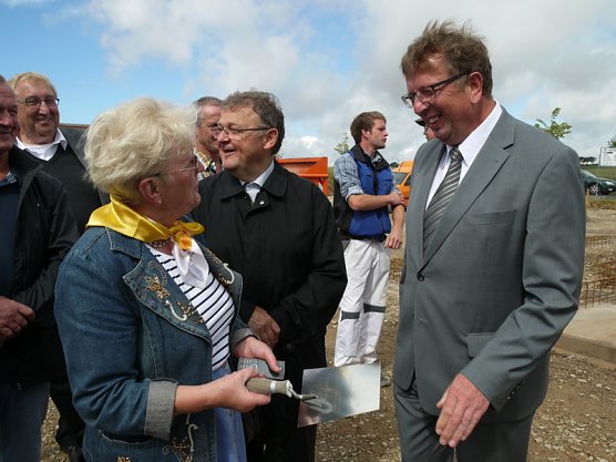 Grundsteinlegung Etzelsbach (Foto: Ilka Kühn) Grundsteinlegung Etzelsbach (Foto: Ilka Kühn)