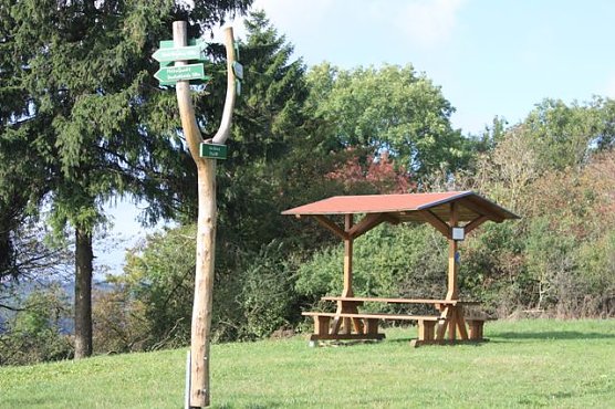 Flinsberg-Warteberg (Foto: Elke Sagorski) Flinsberg-Warteberg (Foto: Elke Sagorski)