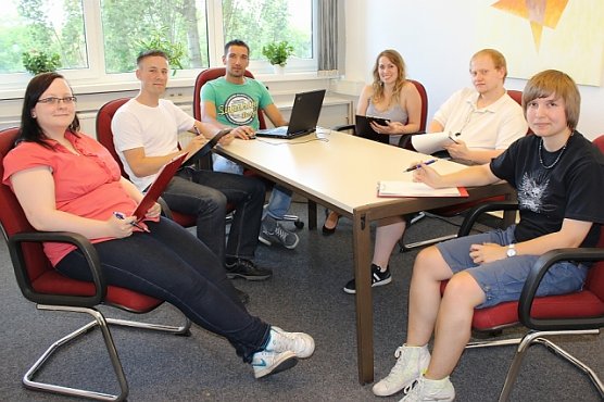 Azubis (Foto: Tobias Gr&uuml;ter)