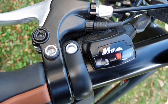 Mit dem E-Bike unterwegs (Foto: Karl-Heinz Herrmann)