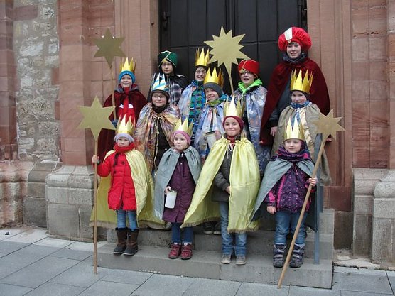 Sternsinger (Foto: Pfarrgemeinderat) Sternsinger (Foto: Pfarrgemeinderat)